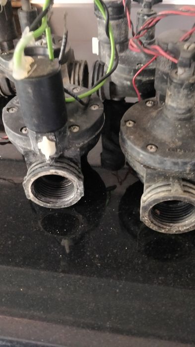 Material de rega da marca Hunter e Toro