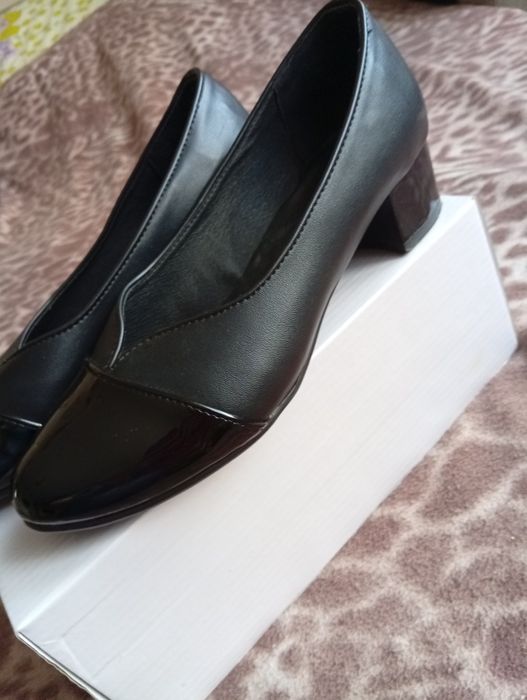 Buty czółenka, półbuty