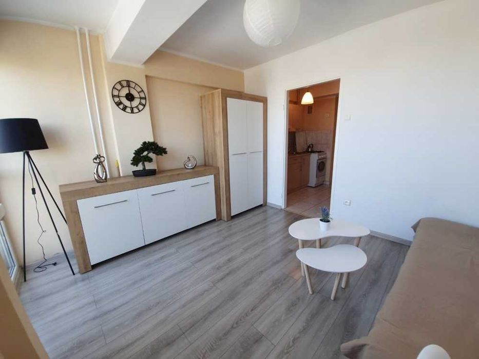 Mega lokalizacja, Plac Legionów,ochrona 24h, od 25.02, lub 1.03