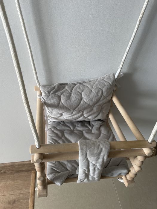 Huśtawka Drewniana Dla Dzieci