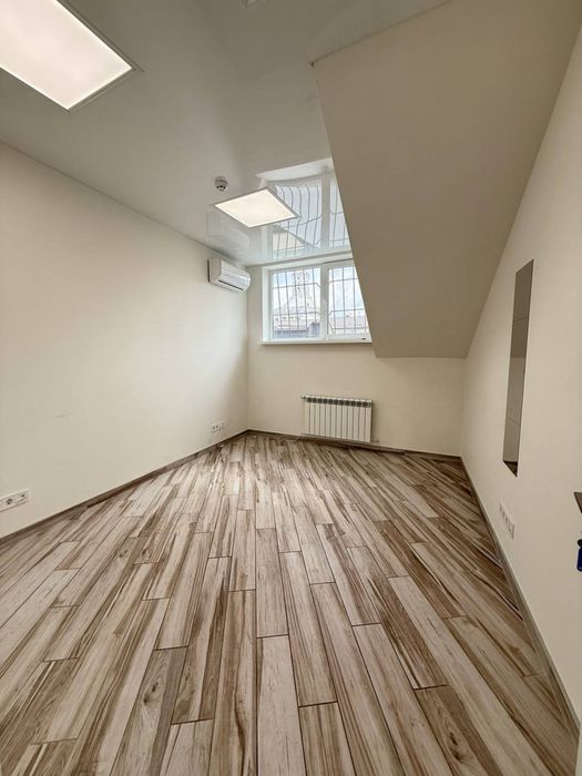 АРЕНДА КАБИНЕТА. ФАБРА 4 (напротив Оперного театра)