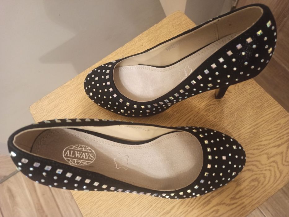 Buty damskie szpilki Nowe czarne wyjściowe okazjonalne rozmiar 38