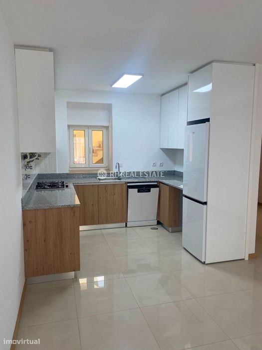 Apartamento, como novo, para arrendamento, Figueira da Foz - Buarcos