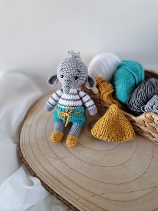 Słonik na szydełku, handmade