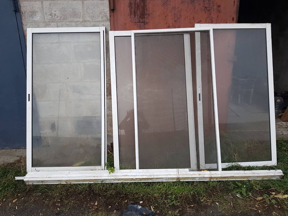 Продам аллюминевую балконную систему-купе