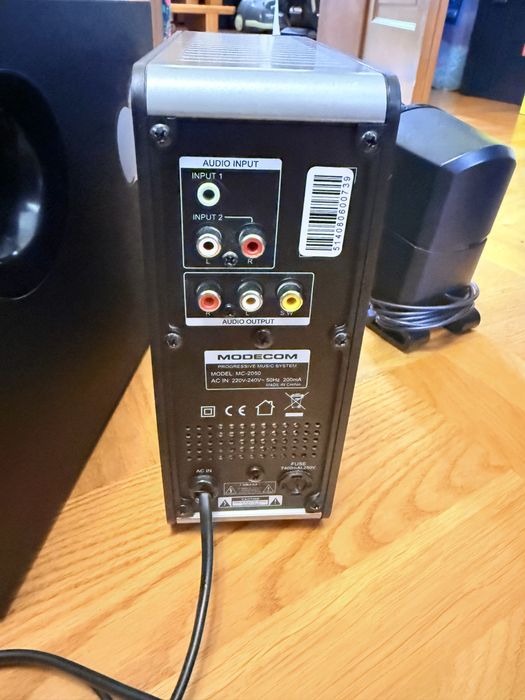 Głośniki Modecom MC-2050 2.1 – komplet z pilotem