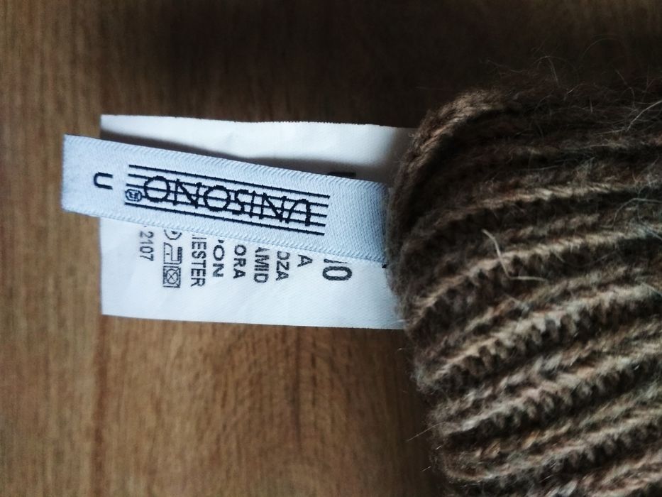 Czapka z pomponem Unisono Angora brąz