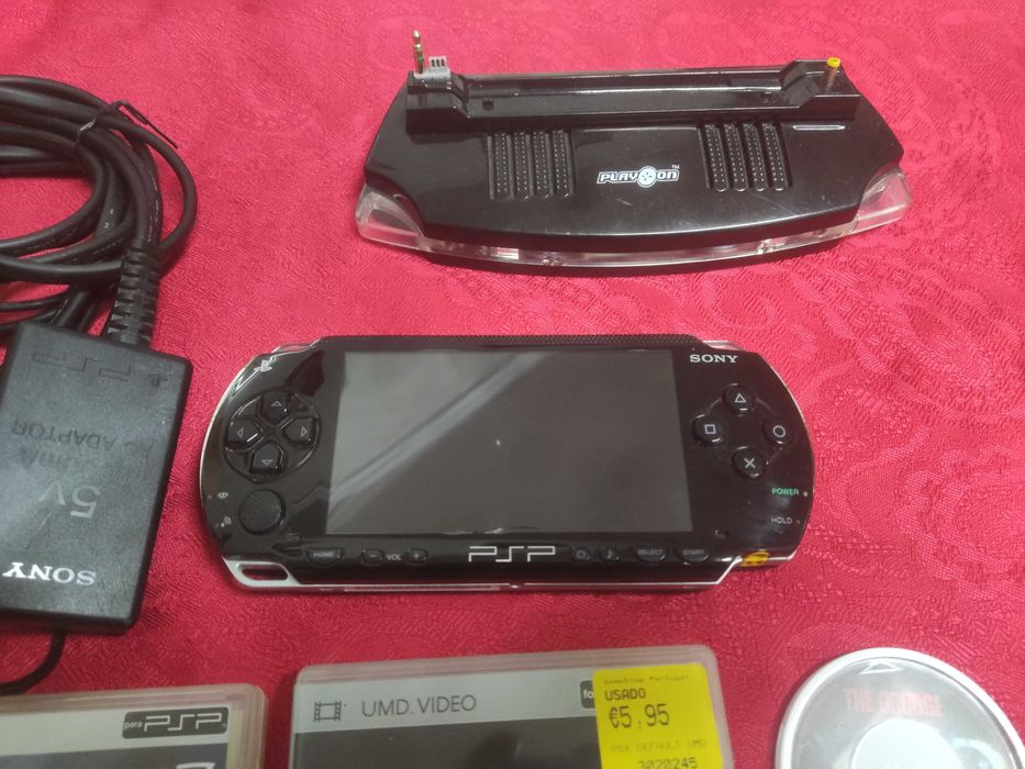 Playstation PSP 1004- base de som e carregamento -filmes e jogo