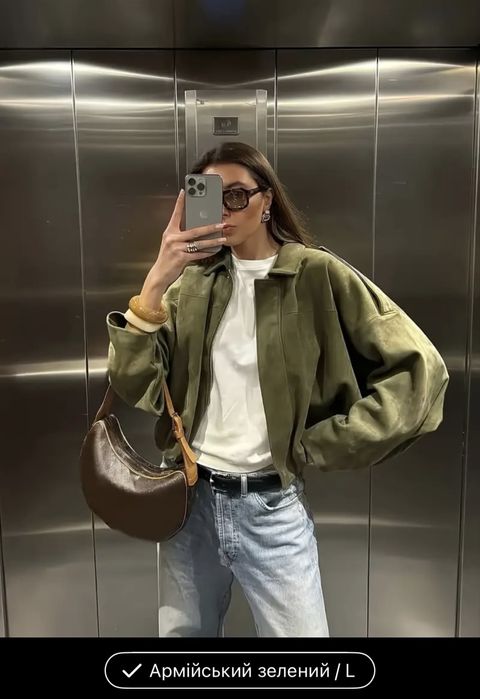 Жіночий бомбер новий