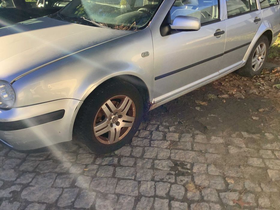 Volkswagen Golf IV 1.4 16v - 2001 - Para peças