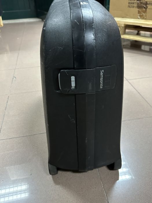 Mala de viagem de porão marca Samsonite