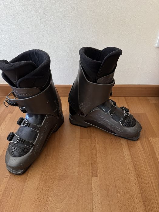 Botas de ski com uso 310 mm