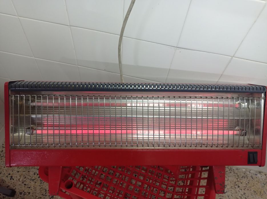 Aquecedor de duas resistências