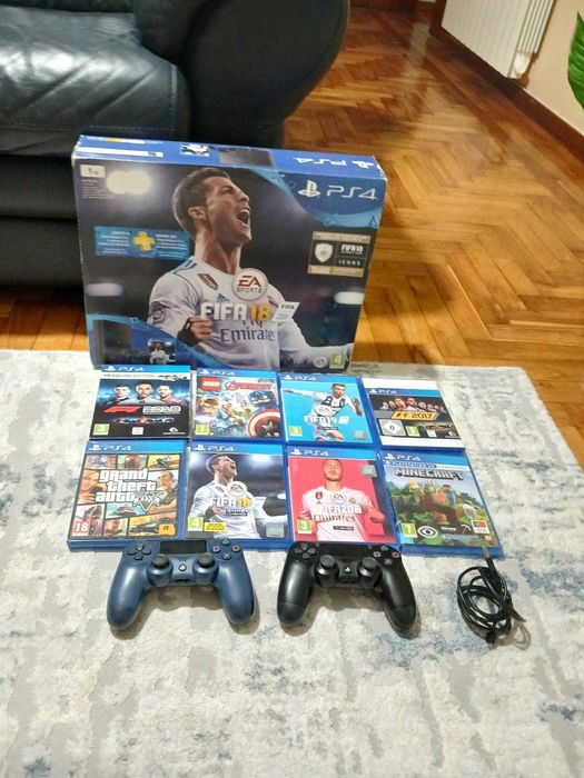 PS4 1TB + 2 Comandos + 8 Jogos