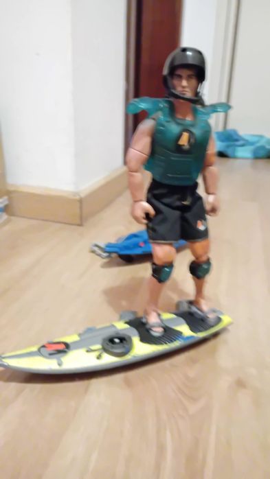 Action Man surf vários