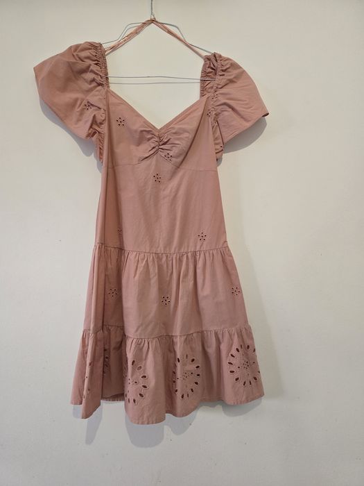 Vestido rosa Zara