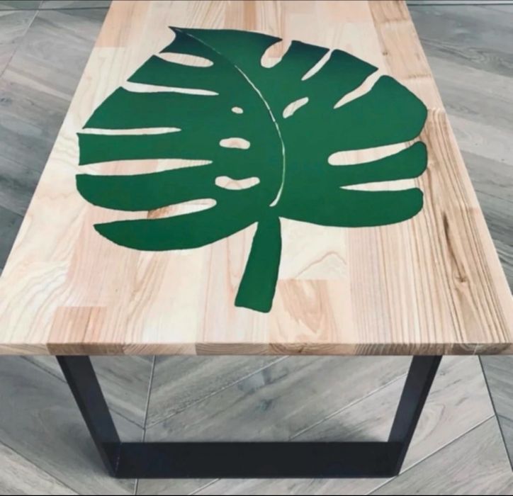 Monstera. Stolik. Blat drewniany. Stolarz