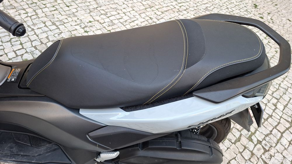 Banco de mota Yamaha nmax techmax 125