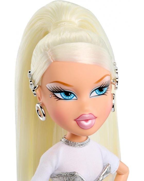 Bratz Charmz Cloe Лялька Братц  Хлоя Чармз із браслетом Шармз
