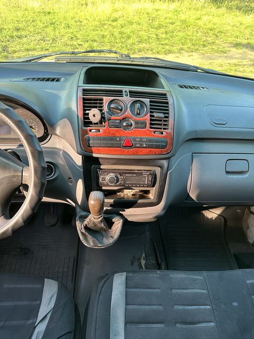 Продам MERCEDES VITO 2,2 дизель