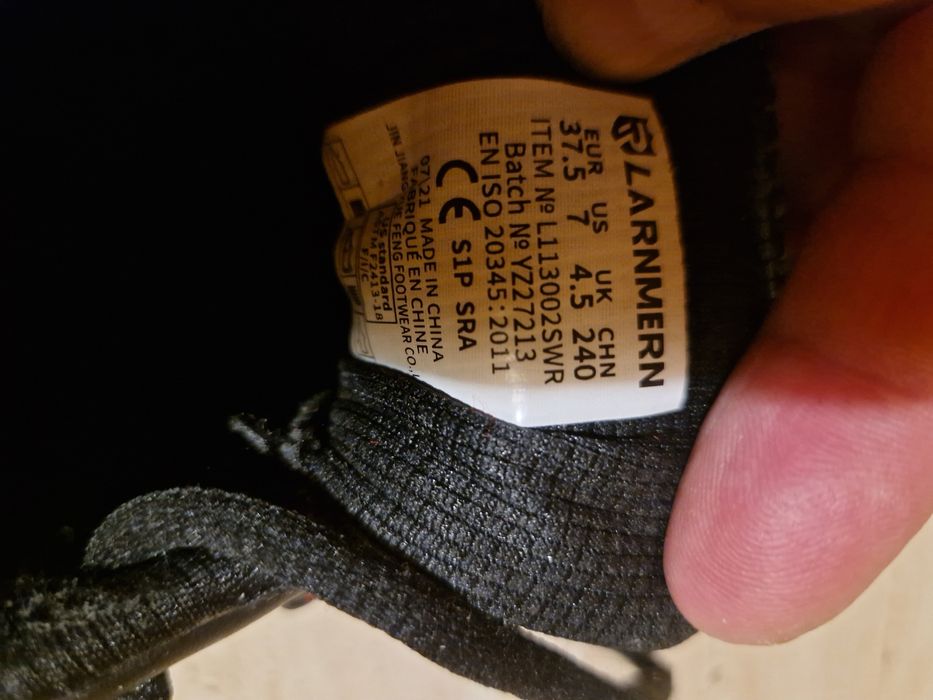 Buty robocze LarnMern r38.5 .