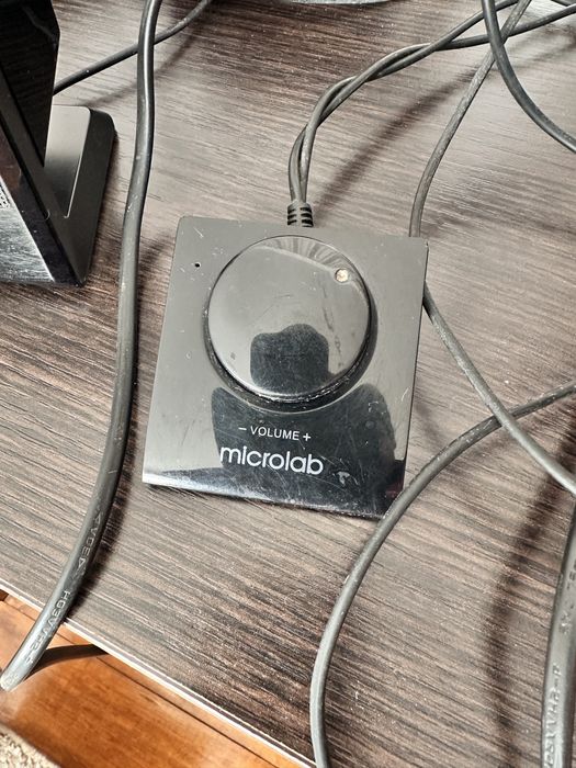 Акустична сістема Mikrolab