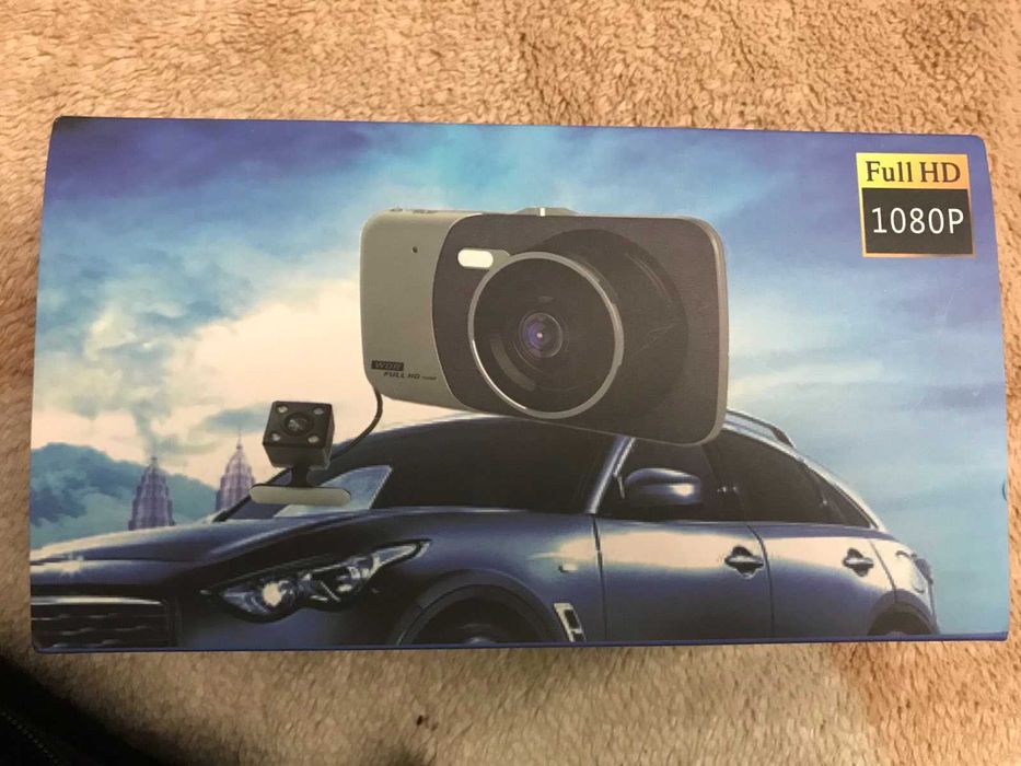 продам відеореєстратор новий