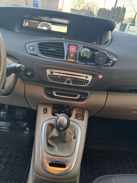 Продам Renault Scenic