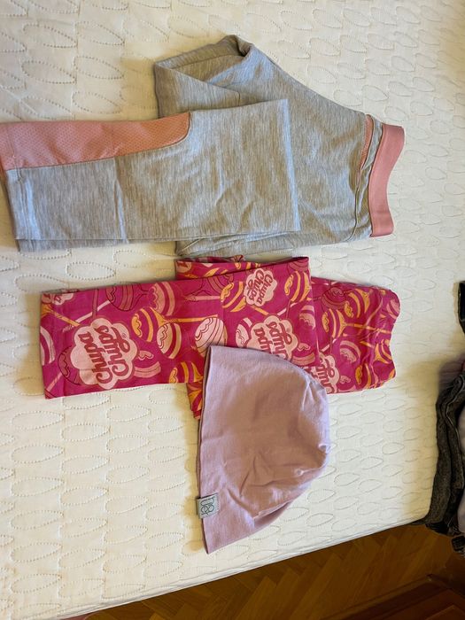 Bluzy, leginsy dla dziewczynki