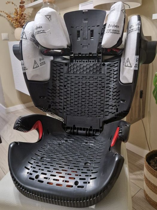 Cybex solution  M fix