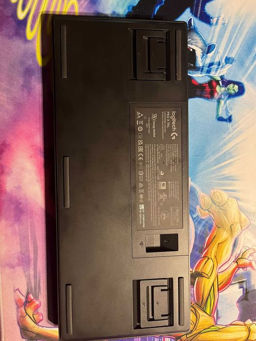 Teclado Mecânico Logitech PRO X TKL (Pouco Uso)