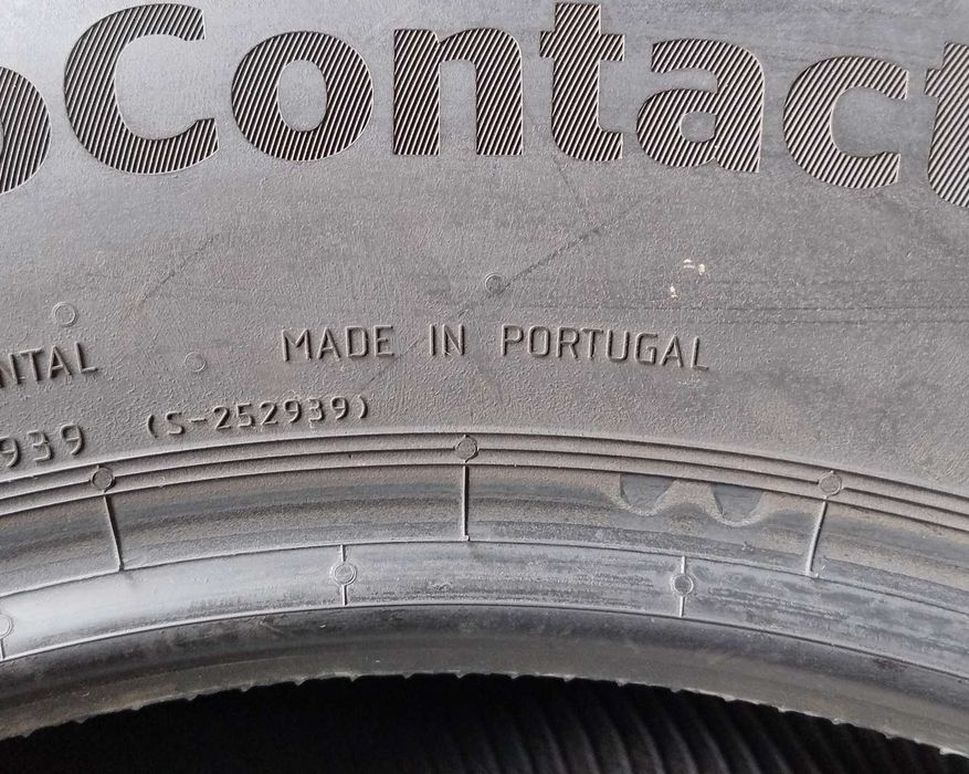 Шини літні демо  R17 215/60 Continental Eco Contact 6