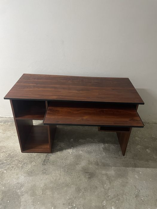 Secretária 120x55x75cm