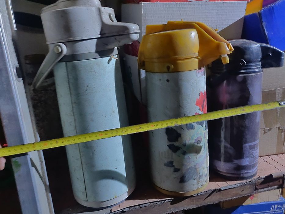 Термос 2л,1.5л,1л.