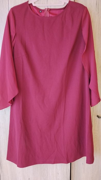 Sukienka trapezowa bordowa elegancka