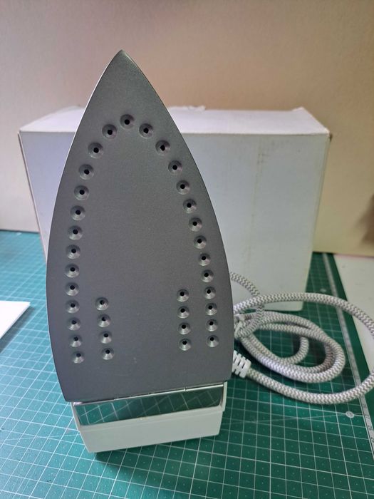 Ferro de engomar MTEC.64584709814659122