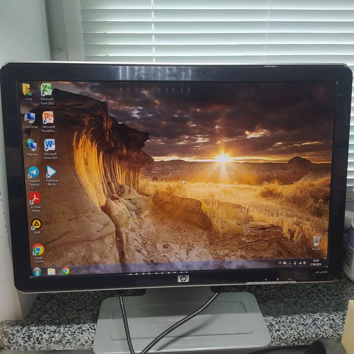 Монітор HP 22" дюйми