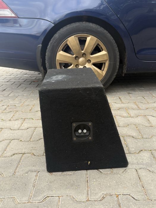 Subwoofer samochodowy Blaster 30 cm 1000W + skrzynia