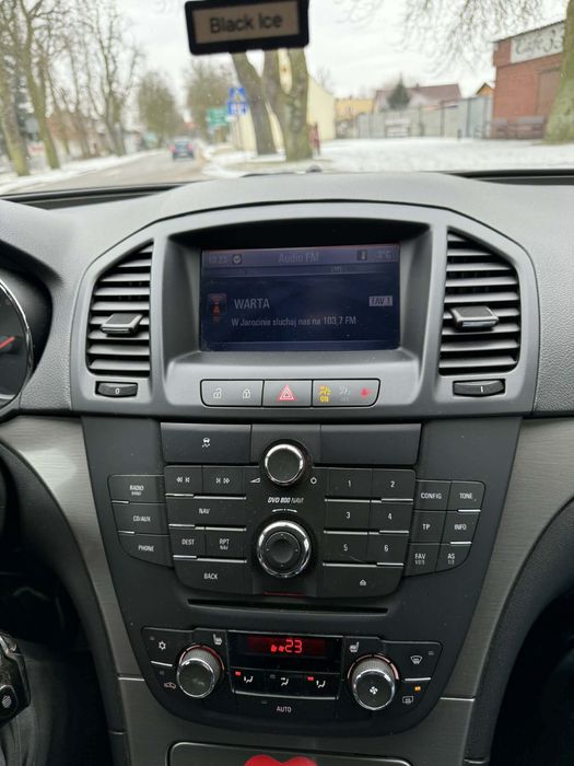 Sprzedam Opel Insignia 2011