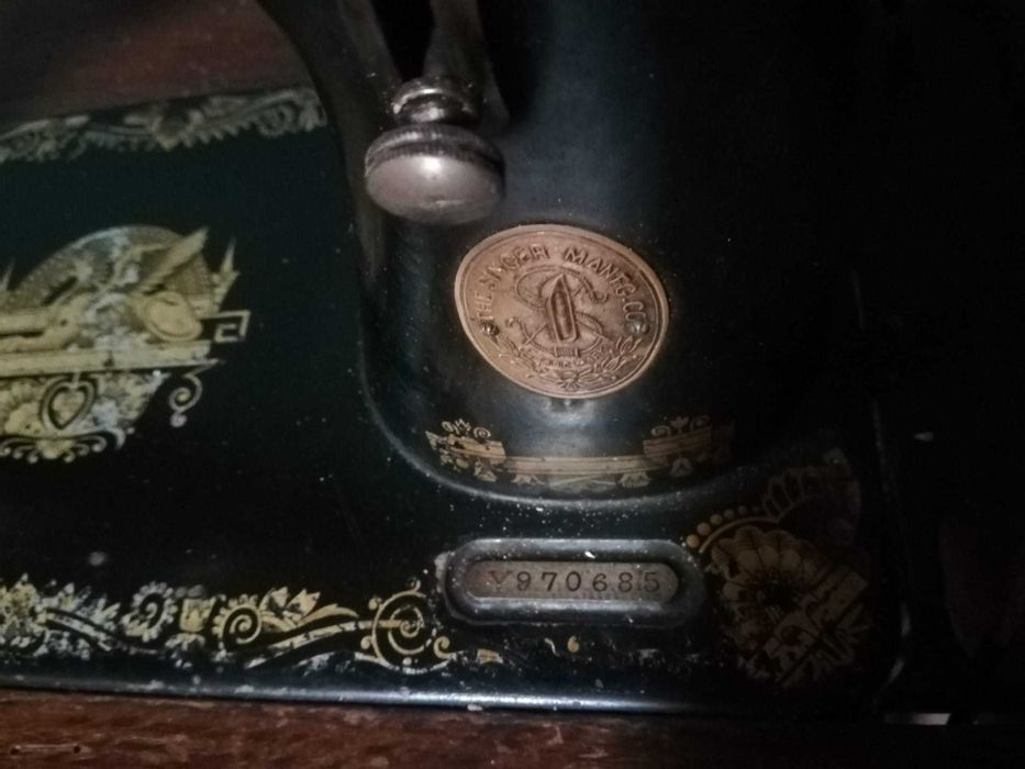 Máquina de costura Singer