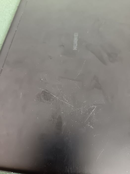 Tablet HUAWEI działa