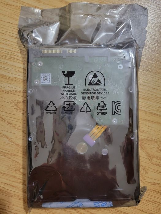 Диск western digital 4 TB wd blue, sata.