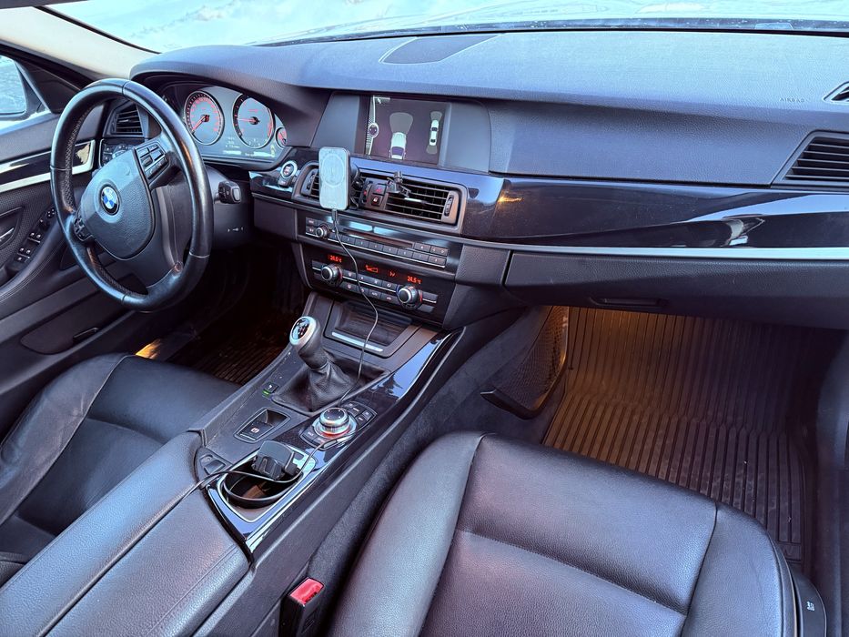 BMW Seria 5 F10 520d | 2010 | Manual | Zadbany egzemplarz