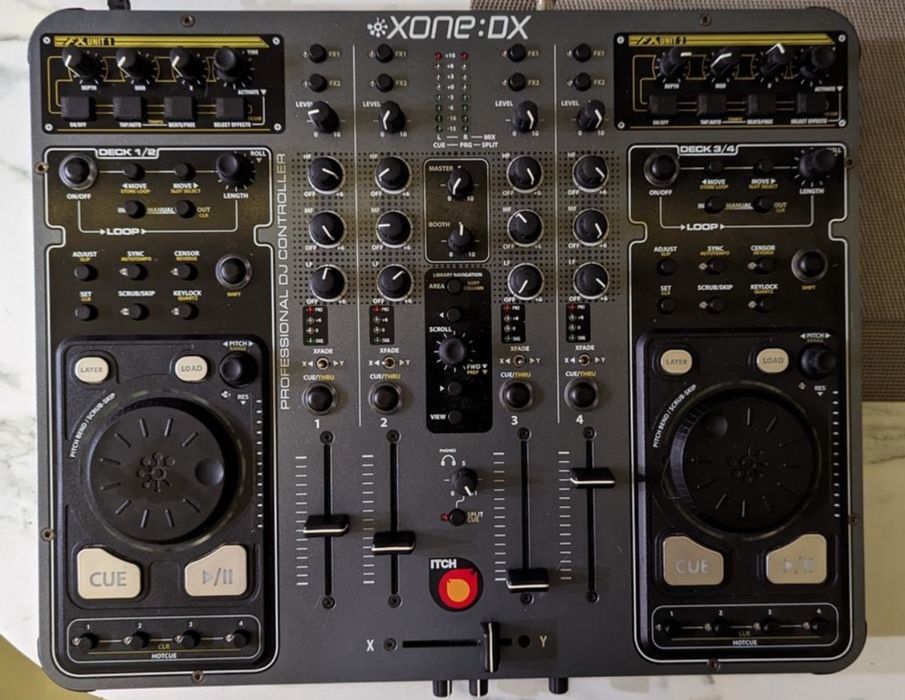 DJ-контроллер Allen & Heath Xone:DX.