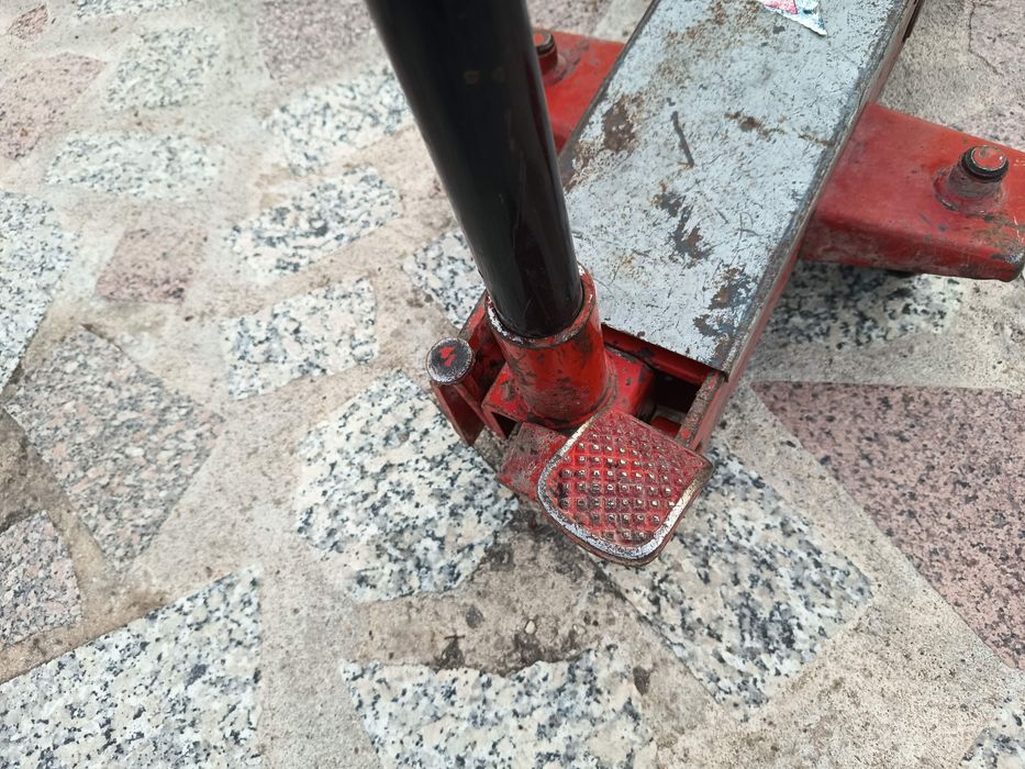 Macaco hidráulico carro