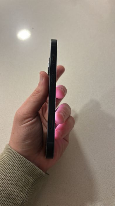 iPhone 13 - 128GB - Midnight Black