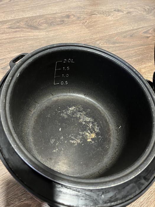 Мультиварка Redmond RMC-M10