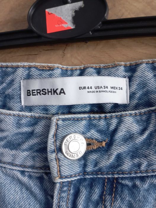 Spodnie męskie Bershka 44