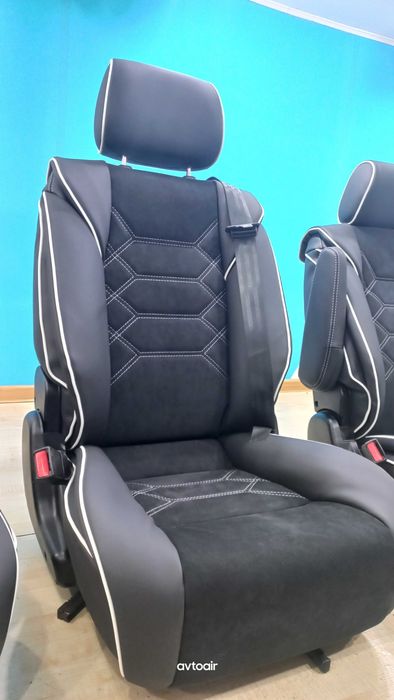Перетяжка автомобільних салонів