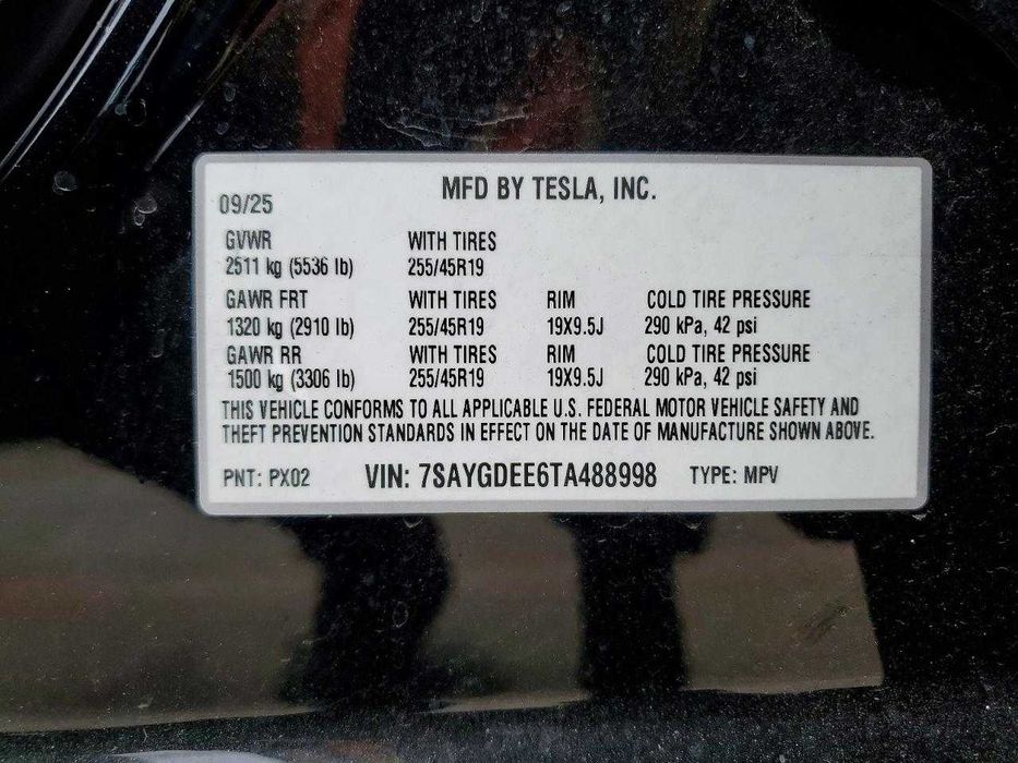 Tesla Model Y 2026